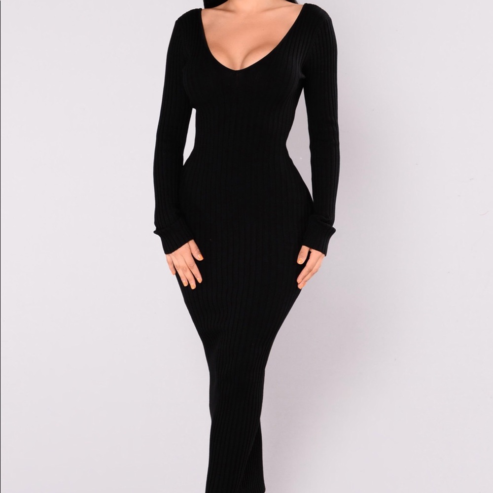 Long ribbed V-neck dress